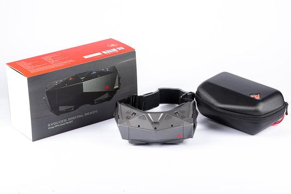Orqa FPV.One Pilot FPV goggles
EVOLVED. DIGITAL-READY.



A new flagship headset by Orqa arrives with optimized and improved electronics and mechanical design while keeping its authentic look and